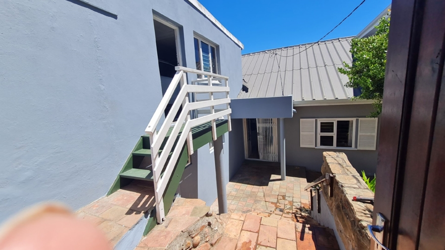 4 Bedroom Property for Sale in Linkside Western Cape